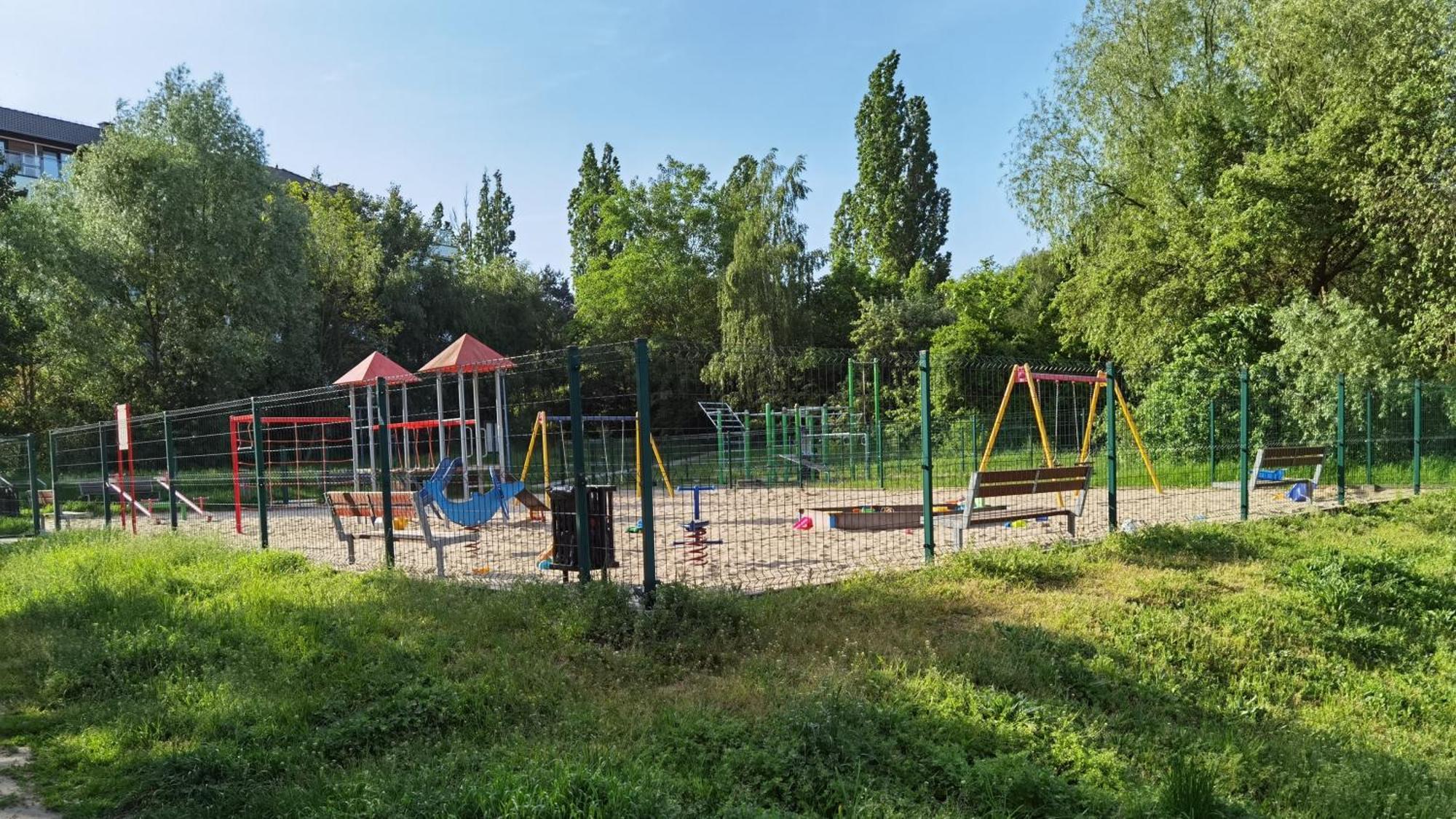Trzy Szczescia Apartment Zielona Gora  Luaran gambar